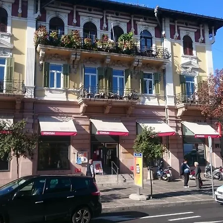 Luxury Centre Of Apartment